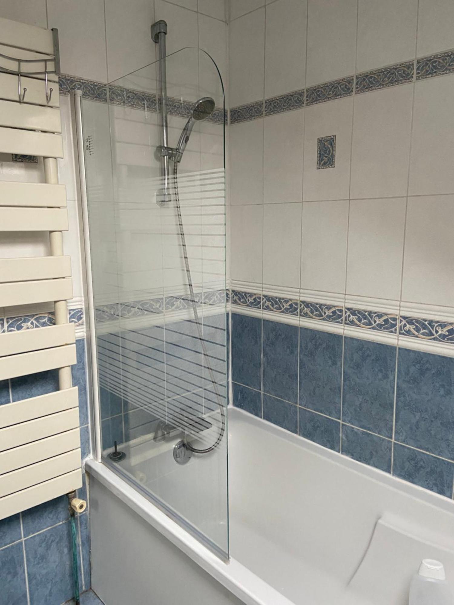 Maison Au Calme A L'Oree Du Bois. Acces A13-A14 Orgeval  Exteriör bild
